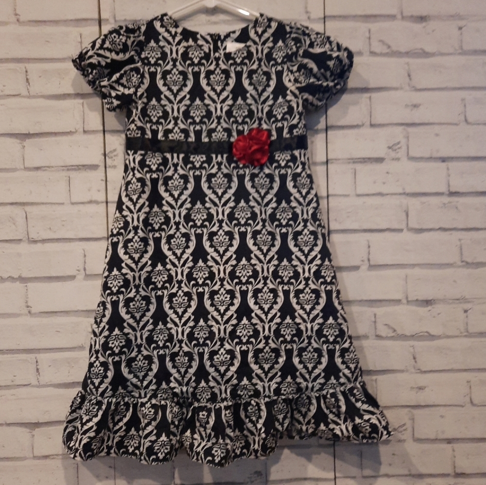 hannah Andersson Girl's Size 130 (8) Dress Black White Red Flower Lined Zip Back